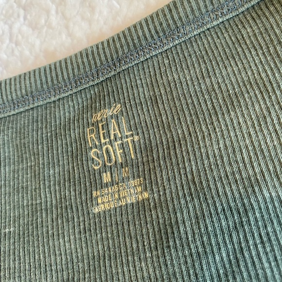 Aerie Tank (brand new) - Picture 2 of 3